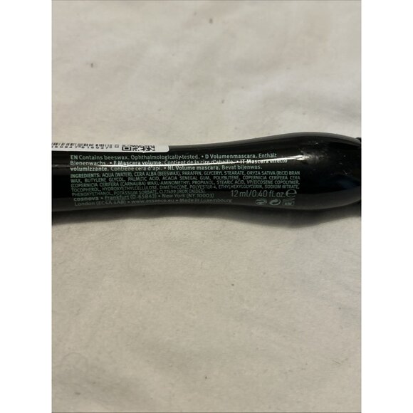 Essence Lash Princess False Lash Effect Mascara Black .40 Oz Full Size New fresh - Picture 5 of 7